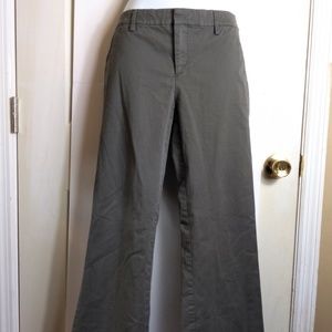 2/$25 🤑 GAP sz 2 gray trousers flare bottoms